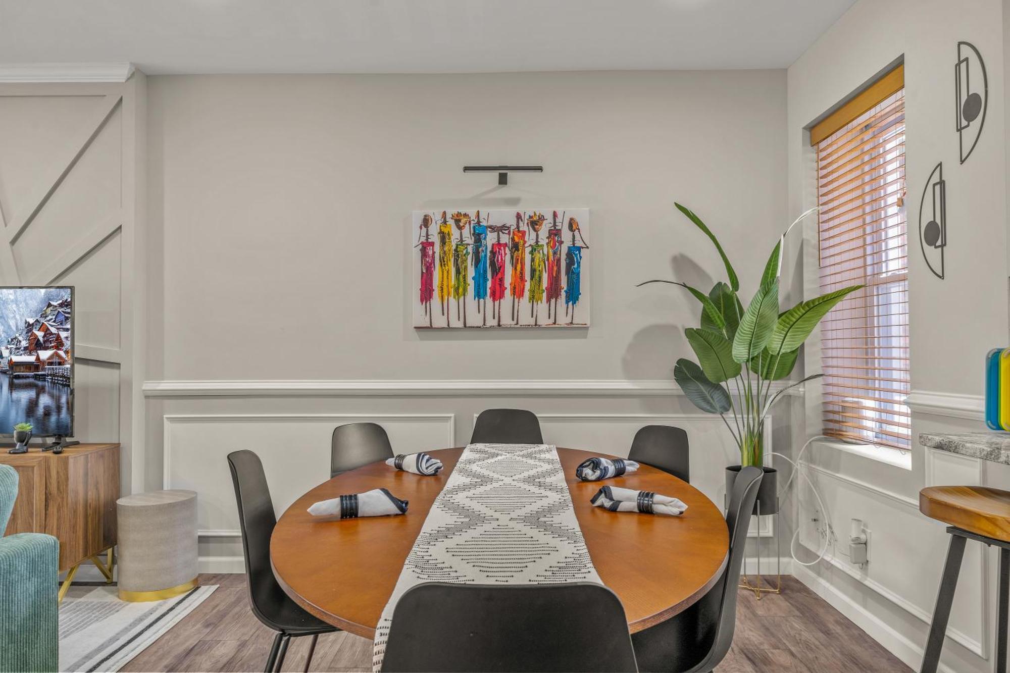 Casa de férias Uptown Gem! A Family Free Early Check-in!
